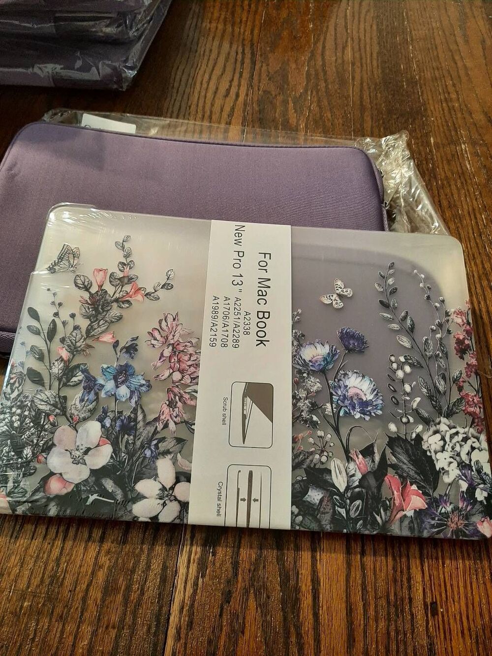 New Wocadi 5-in-1 Purple Floral MacBook Pro 13" Sleeve and Protection Kit